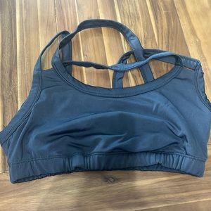 Kiava black sports bra